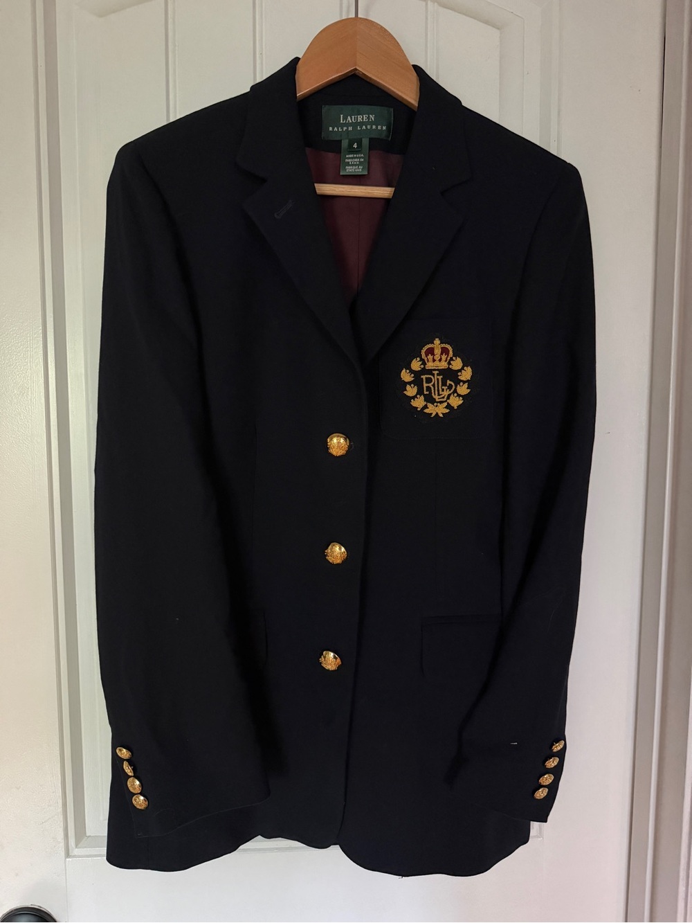 Vintage 90s Lauren Ralph Lauren Women’s Navy Embroidered Crest Blazer